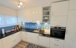 Nelkenstrasse 21, Therwil, Basel-Landschaft (canton) 4106