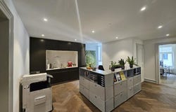 Auf Anfrage, Zürich, Zürich (canton) 8001