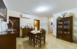 Caslano, Ticino 6987