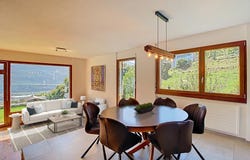 Venthône, Valais 3973