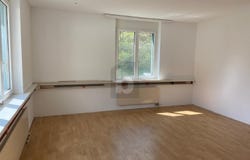 Auf Anfrage, Grellingen, Basel-Landschaft (canton) 4203