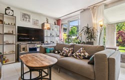 Le Mont-sur-Lausanne, Vaud 1052