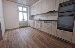 Laufen, Basel-Landschaft (canton) 4242