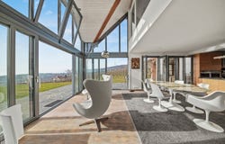 Mont-sur-Rolle, Vaud 1185