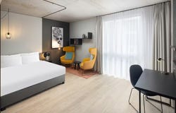 Thurgauerstrasse, Opfikon, Zürich (canton) 8152