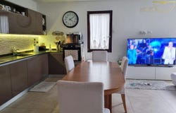 Coldrerio, Ticino 6877