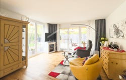 Mollis, Glarus (canton) 8753