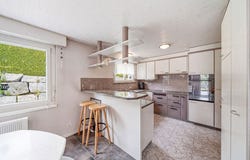 Udligenswil, Lucerne (canton) 6044