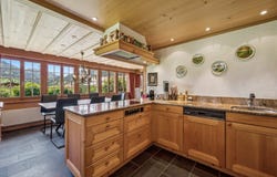 Steineren-Strasse 6, Zweisimmen, Bern (canton) 3770