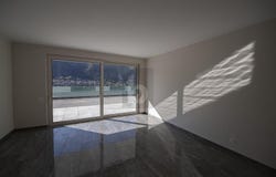 Capolago, Ticino 6825