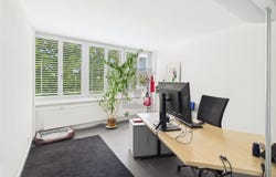 Auf Anfrage, Wallisellen, Zürich (canton) 8304