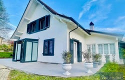 Le Mont-sur-Lausanne, Vaud 1052