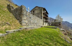 Nucleo 70, Spruga, Ticino 6663