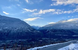 Venthône, Valais 3973