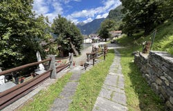Fontana 11, Roveredo, Grisons 6535