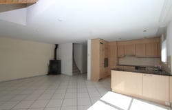 Heubergstrasse 23, Winkel, Zürich (canton) 8185