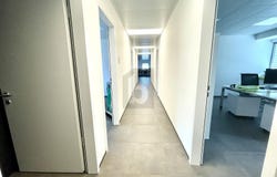 Auf Anfrage, Camorino, Ticino 6528