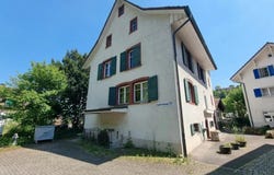 Hauptstrasse 77, Hölstein, Basel-Landschaft (canton) 4434