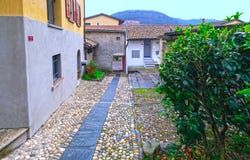 Taverne, Ticino 6807