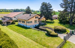 Echallens, Vaud 1040