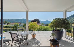Caslano, Ticino 6987