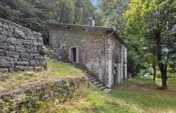 Via Vignoo, Mendrisio, Ticino 6850