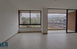 unit: Suite 207, El Retiro, El Retiro
