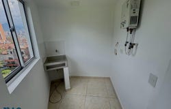 unit: Apt 504, Itag, Itag