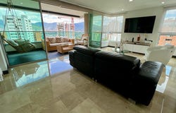Cl. 13 #13, El Poblado, Medellín, El Poblado, Medellín, Antioquia, Colombia, Medellín, Antioquia 050021