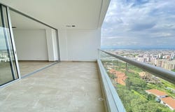 Av. 8 Nte. #56n194, Menga, Cali, Valle del Cauca, Colombia, Cali, Valle del Cauca 760046