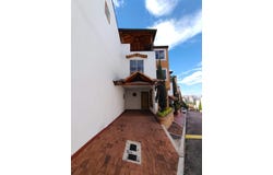 CR 49 NO. 73- 04 CASA 3 MANZANA B, Bucaramanga, Santander