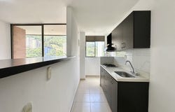 Cra. 33 #29-22, Buenos Aires, Medellín, Buenos Aires, Medellín, Antioquia, Colombia, Medellín, Antioquia 050016