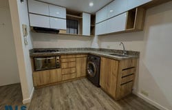 Cl 10 #30-210, El Poblado, Medellín, El Poblado, Medellín, Antioquia, Colombia, Medellín, Antioquia 050021
