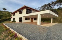 7MQ4+9G San Vicente, Antioquia, Colombia, San Vicente Ferrer, Antioquia 054017