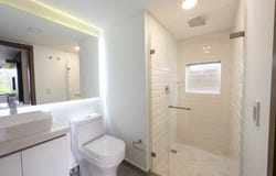 # 106-20 Cl 33B, Medellín, Antioquia 050033