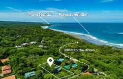Casa Blue Zone: Turnkey 2BR Villa, 200m from the BeachPalma Azul Homes, Playa Junquillal, Guanacaste, Playa Junquillal, Guanacaste 50303
