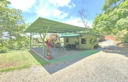 CASA EN LA MONTAí‘A EMMA: Mountain and Countryside House For Sale in San Isidro del General, San Isidro del General, San José