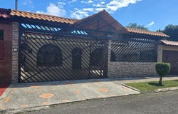House for sale in Santo Tomás, Santo Domingo, Santo Tomás, Heredia