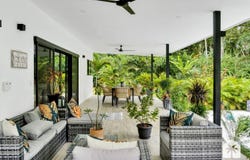 Q429+59, Limón, Penshurt, Costa Rica, Cahuita, Limón Province
