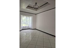 Charming House in Poás with Mountain Views - Perfect Family Home!: House For Sale in San Pedro, San Pedro, Alajuela