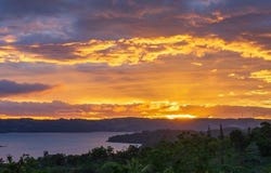 VISTAS TRAMONTO : Lake- Volcano- and Mountain Views, Tierras Morenas, Guanacaste