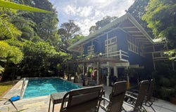 Casa Azul Beach House: Just 2 min walk to the white sand beach, Puerto Viejo, Limón