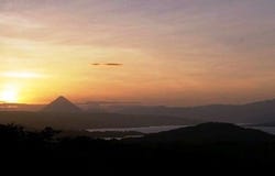VISTAS TRAMONTO : Lake- Volcano- and Mountain Views, Tierras Morenas, Guanacaste