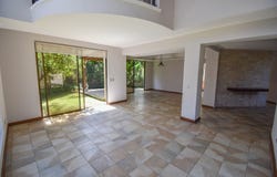 Casa de 4 habitaciones + Sala de TV en Jaboncillos: House For Sale in San Rafael, San Rafael, San José
