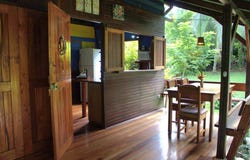 Limón Talamanca Cahuita Comadre, Limón Province 70403