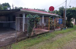 Country Cottage - Starter home with mountain views and a peekaboo view of the lake, Tronadora, Guanacaste