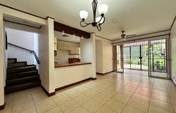 De la Escuela Rubén Darío, 200 N, 50 O, 50 N, 75 O casa 4 4, Santa Rosa, Santo Domingo, Heredia, Santo Domingo, Heredia 40301