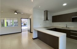 House For Sale in Pozos, Pozos, San José