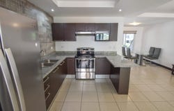 Casa Amueblada de 3 Habitaciones en Guachipelín: House For Rent in Guachipelín, Guachipelín, San José