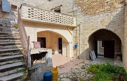 Larnaca, Larnaca 7700